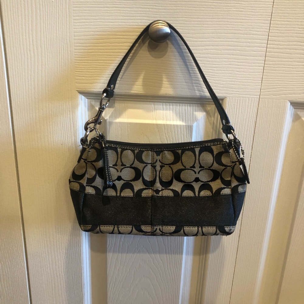 Y2K mini coach purse clean no holes 9 by 5.